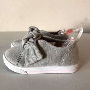 NWT Carter’s Toddler Girl’s Grey Sneakers Size 7
